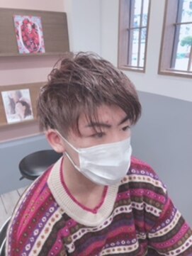 リヴァイヴ(revive) カット+カラー