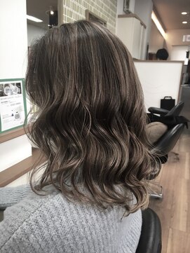 ルビアンシエル 武庫之荘店(Le. Bien. Ciel) ミディアムレイヤー