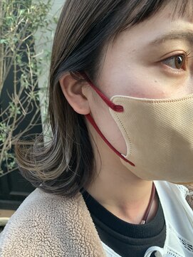 アスティブランシュ(Asti blanche) 柔らかブランジュカラーとイヤリングカラー