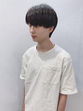 モリオフロムロンドン 松戸店(Morio from London) 【松戸 岩口】刈り上げ無し黒髪重めハンサムショート