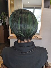 アシンメトリーショート