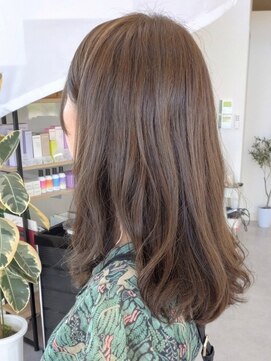 フレイムスヘアーアンドリラックス 西川口店 ミディアム×オリーブ