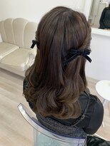 アリー(ALLIE´)&nbsp;〇ナチュラルハーフツイン【BEAUTY SALON ALLIE´】