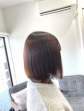 ミミックヘアー(MiMic hair) ナチュラルボブ、アッシュベージュ