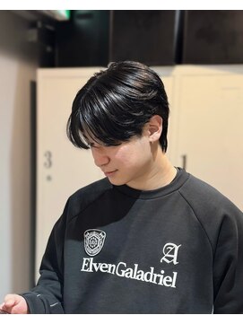 メラク(Merak) 毛流れセンターパート