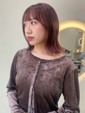 ユニバイリサ 天神大名店(uni by risa) 外ハネ 顔周りカット カシスレッド ブリーチなしダブルカラー