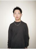 メンズカットバーバースタイルスパイキーショートフェードボウズ