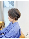 ショートボブ