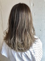 エイト 福岡天神店(EIGHT fukuoka)&nbsp;【EIGHT福岡】nabe_long_バレイヤージュミルクティーベージュ★