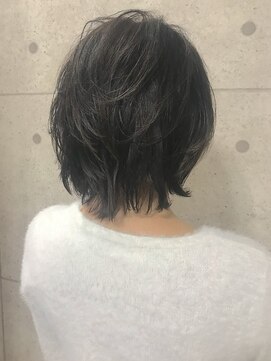 コネル ヘア アンド ハート(CONNEL HAIR And HEART) ショートボブルフ