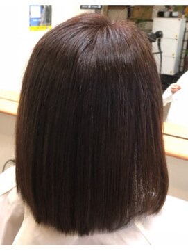 サロン ド リッセ(salon de Lisser) セミロングボブ
