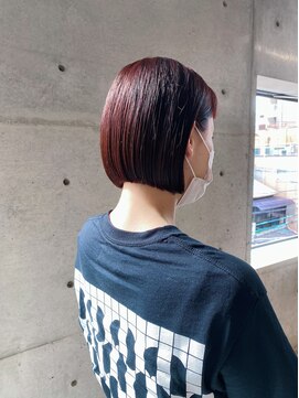 サン(son) コンパクトボブxレッドカラー