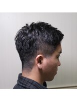 グレイスフル バーバープラチナム 六本木店(Graceful Barber platinum)&nbsp;刈り上げ73アップバング