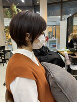 ミィ 浦和(mee)&nbsp;【mee.】ユウ　ショート　ボブ　ハイライト　イメチェン　前髪