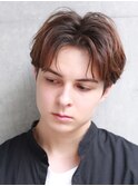 ほつれパーマの抜け感センターパート