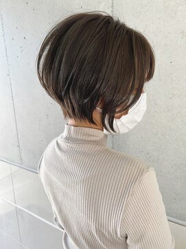 アソビ 表参道(ASOBI) 30代40代50代◎ くびれ丸みショートボブ　襟足