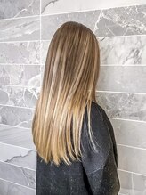 【縮毛矯正】　～スタイリストの技術が光る～