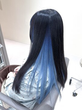 キバ(kva) ▽□□▽インナーカラー×水色