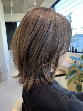 コンティロミー(CONTI ROMMY.) 【ミディアムレイヤー】髪質改善くすみベージュ◎20代～50代