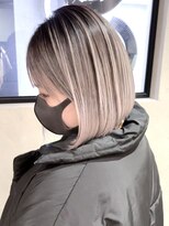 シオン(shion)&nbsp;ボブミディアムホワイトベージュ_ba371902