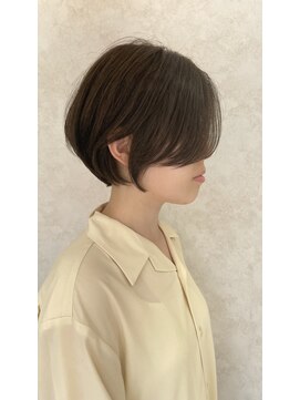 カロン トウキョウ 中野北口店(Kalon Tokyo) 前髪長めショートスタイル