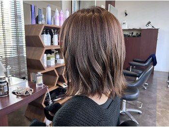ココア(COCOA)の写真/エイジングケアで根元からふんわり＊丁寧なカウンセリングと信頼の技術で、お悩みを解消し自信溢れる髪へ。
