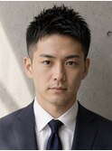 短髪爽やかビジネスアップバングショートグラデーション刈り上げ