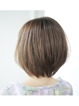 テラス(TERRACE) 【TERRACE】ナチュラルひし形ボブ