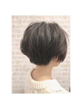 ビーダッシュアヴェダ(B dash AVEDA) ショートボブ