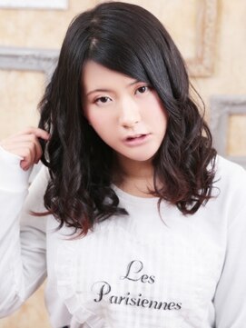 エマージュ 渋谷(Emerge) エレガントカジュアル☆可愛らしさにクールのウェーブミディ