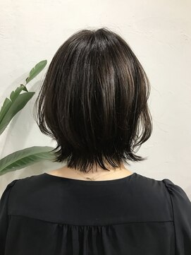 アリウス(ALIUS by posh) 【ALIUS 池袋 小川】ショート×シアーカラーオリーブ