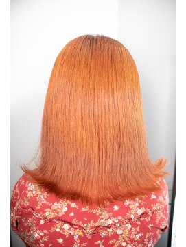 オラ ボーテ(Aura Beaute) ブリーチ有り　キャロットオレンジカラー