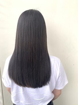 ジーナ 福岡千早(Zina) 【福井崇洋】ロブヘア//カーキグレージュ/艶カラー/20代30代40代