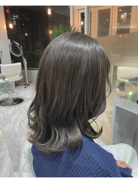 リガナッツ 池袋店(Riganuts) くすみグレージュ