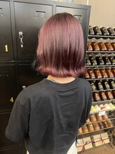ヘアーラウンジ スリービー (HAIR LOUNGE THREE BEE) 透明感チェリーピンク