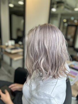 ラフ 難波店(LAFF) #黒髪#ボブルフ#ネビージュ#小顔#ワンレン