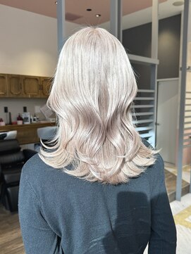 リー 梅田(Lee) ホワイトカラー/ブリーチ3回/ケアブリーチ