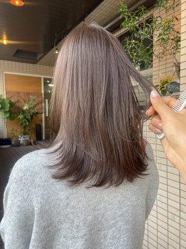 サロン シー(salon sea) salon sea　ヘアカラー　オリーブベージュ