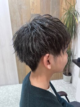 ラファンス イマザト(LaFENCE IMAZATO)の写真/【田中指名◇新規平日限定◇メンズカット＋特殊パーマ＋TR￥12,100】メンズカットは《田中 和可》にお任せ!