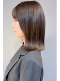 艶感ストレートボブ