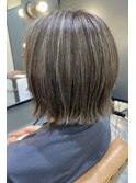 白髪ぼかしハイライト＊切りっぱなしボブ