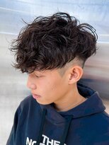 ルーシー 渋谷(LUCEY) スペインカールハイライトスパイラルパーマフェード極道パーマ