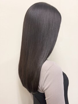 エムフロムソレイユミュー(M from soleil mju) 重たく見えない!透明感のあるツヤ髪!