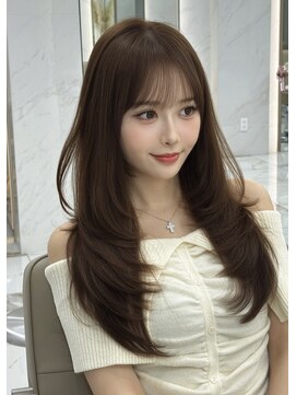 ベージュカラー×レイヤーカット