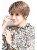 大人可愛い小顔魅せ美髪前下がりショートボブ丸みショートA2
