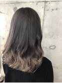 パールベージュグラデーションカラーミディアムウェーブ20代30代