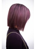 【ショート】切りっぱなし前下がりボブ