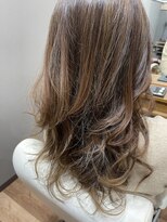 ヘアーラヴィアン(Hair) ベージュハイライトカラー