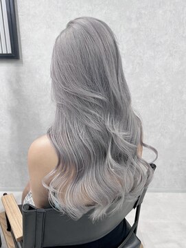 ロウル 渋谷(LOWRL) シルバーヘア/ダブルカラー