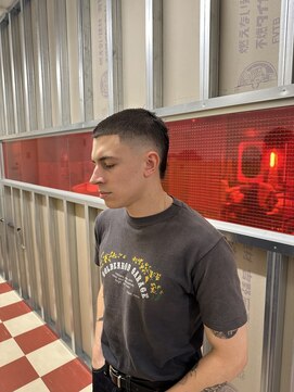 メリケンバーバーショップ トーキョー(MERICAN BARBERSHOP TYO) メンズウェーブビジネスマンアッシュカラー簡単スタイリング78